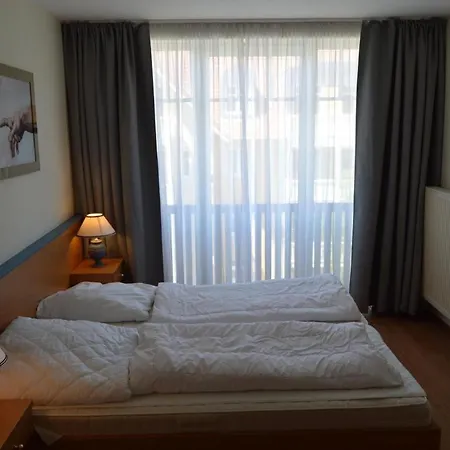 Strandschloesschen-i-we14-9892 * Ostseebad Kühlungsborn